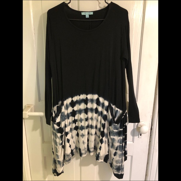 🍄she & sky tie dye tunic WITH POCKETS!! - Picture 1 of 8